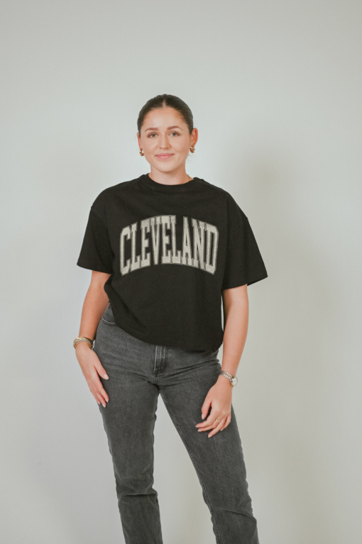 Oversized Cleveland Women’s Easy Tee