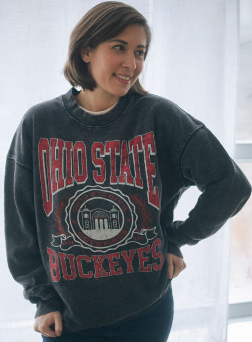 いま人気のアイテム OSU Buckeyes Retro Shoe Mineral Wash Sweatshirt | Made in トップス
